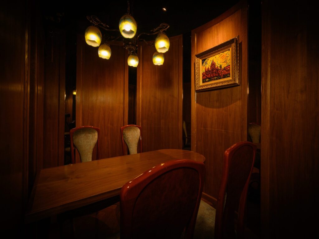 六本木Mybarの個室|パーティー・貸切対応のオーセンティックバー